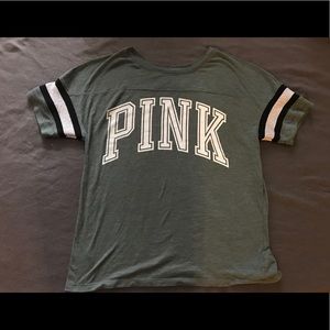 Victoria’s Secret Pink T-shirt 🌼
